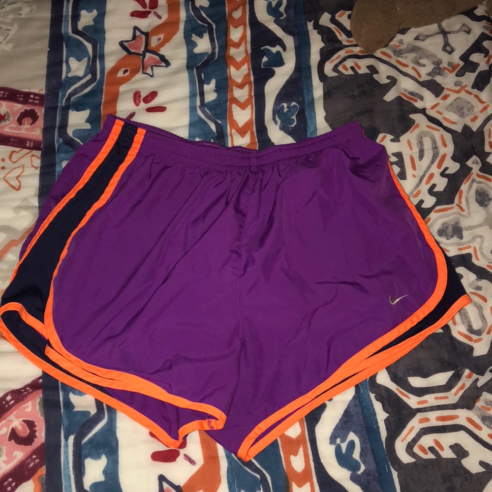 Nike women’s shorts